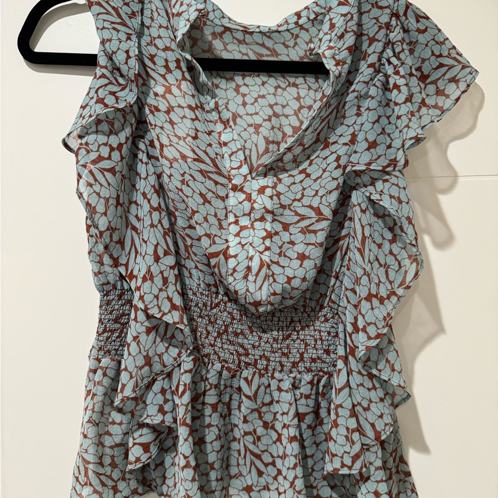 New!! blouse - Picture 2 of 4